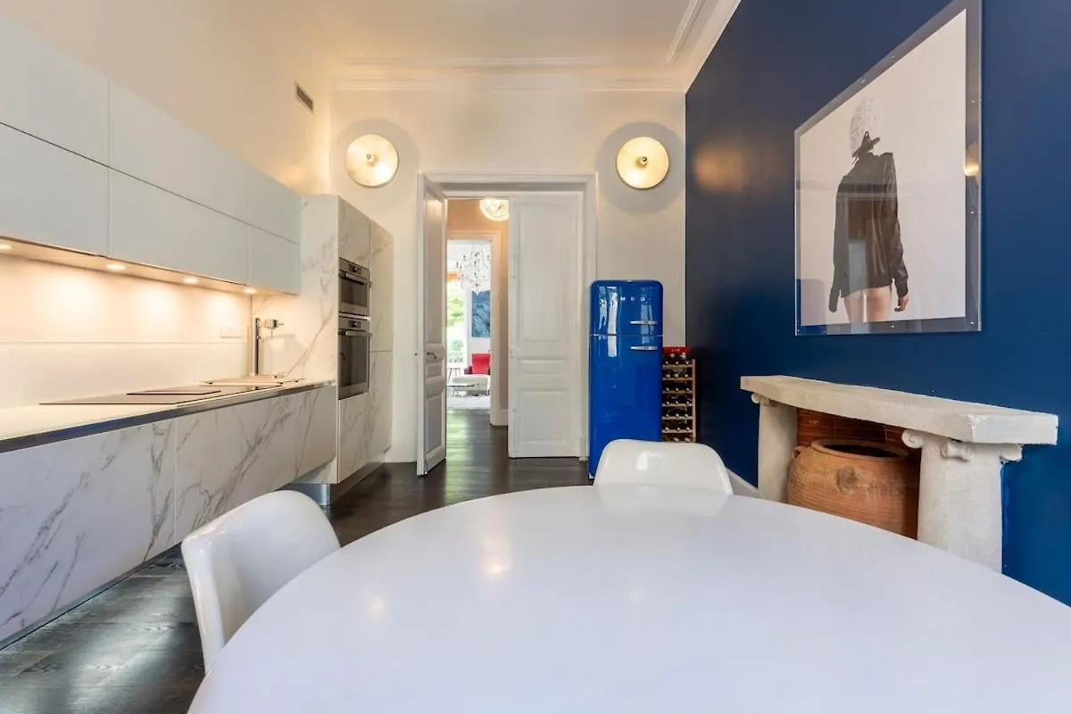 Carre D'Or, Superbe Apartment Sur Jardin, Elegant Et Ensoleille Nice 0*,  France