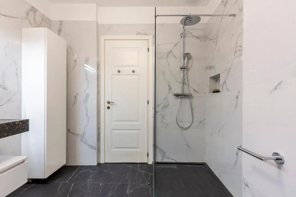 Carre D'Or, Superbe Apartment Sur Jardin, Elegant Et Ensoleille Nizza