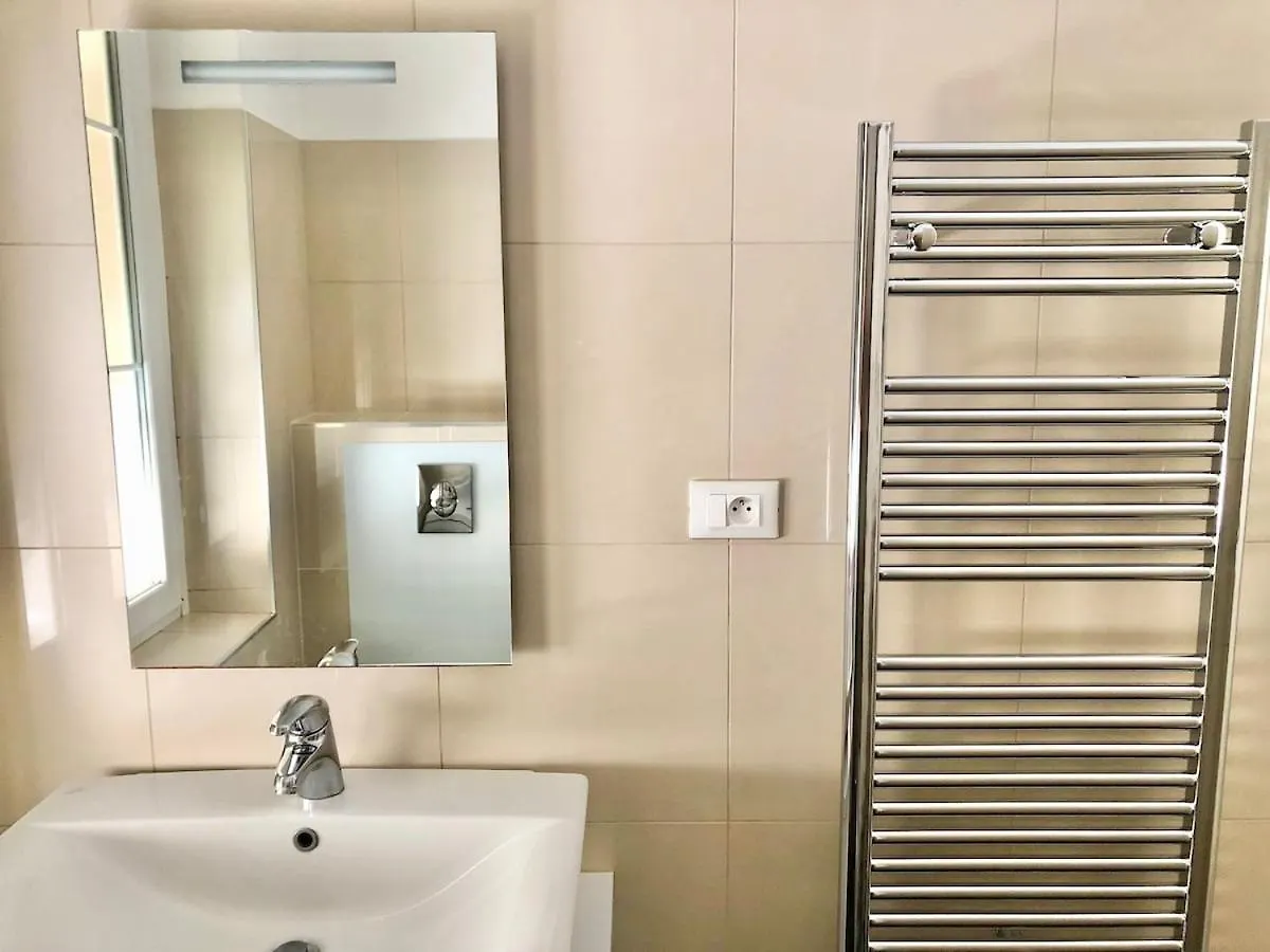 Carre D'Or, Superbe Apartment Sur Jardin, Elegant Et Ensoleille Nizza Francia