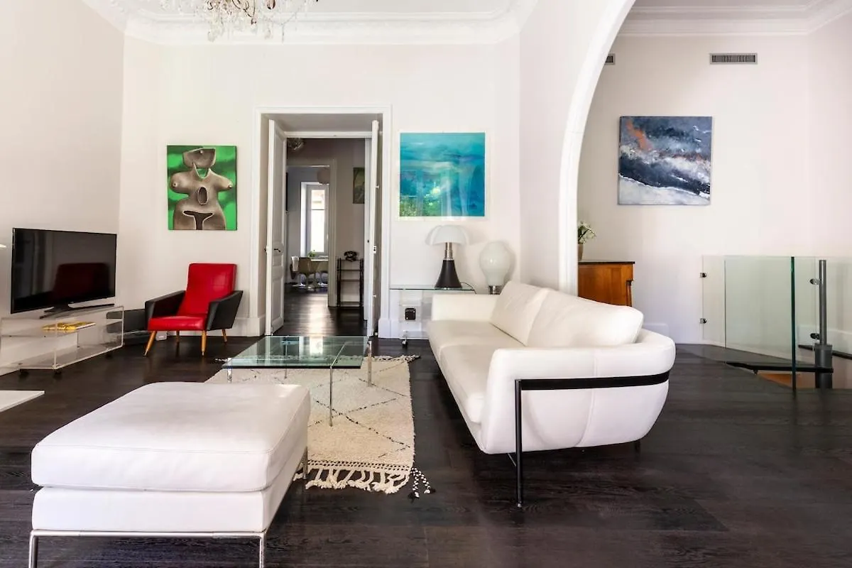 Carre D'Or, Superbe Apartment Sur Jardin, Elegant Et Ensoleille Nice