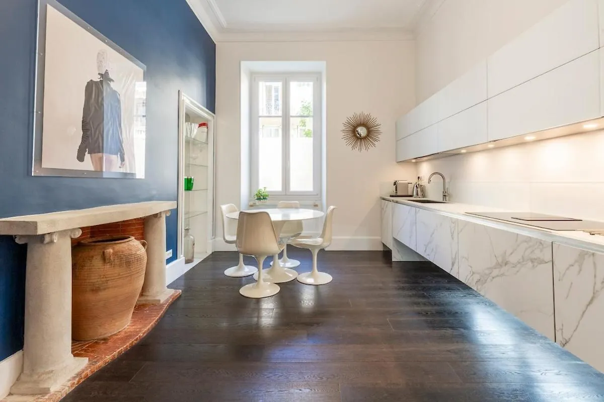 Carre D'Or, Superbe Apartment Sur Jardin, Elegant Et Ensoleille Nice