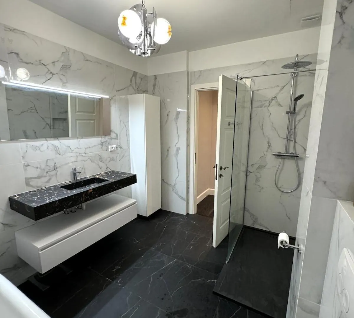 Carre D'Or, Superbe Apartment Sur Jardin, Elegant Et Ensoleille Nice