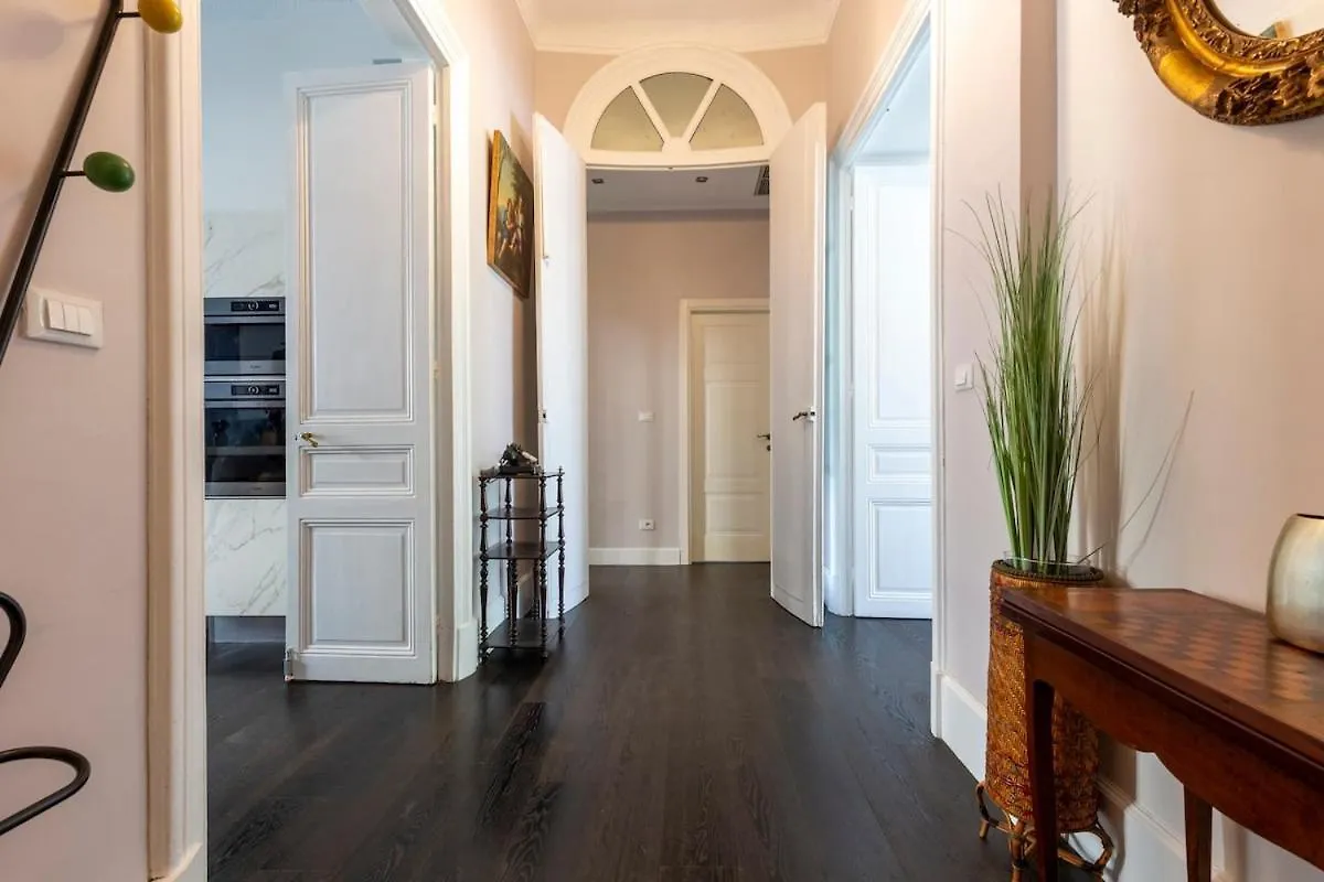 Carre D'Or, Superbe Apartment Sur Jardin, Elegant Et Ensoleille Nice